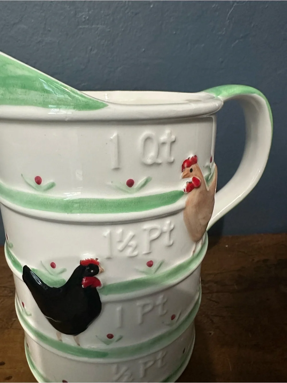 Vintage 1980s Sigma The Tastesetter Chicken Measuring Pitcher green ware